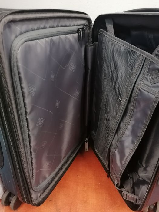 Walizka na kółkach level8