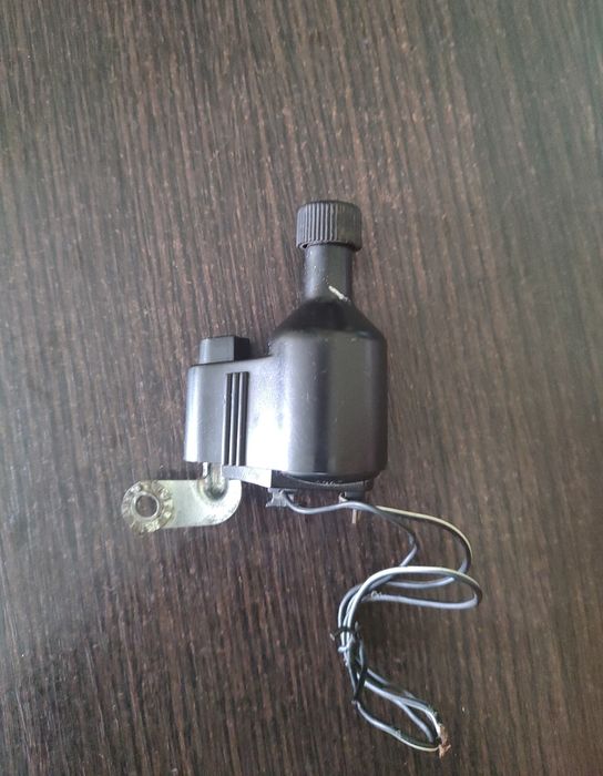 Динамка на велосипед (генератор велосипедний) Фірмовий