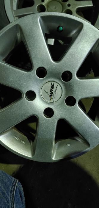 Колісні диски r15 5 112 комплекти