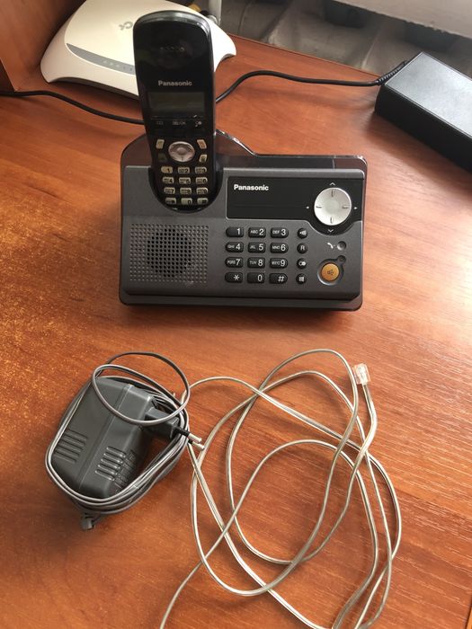 Продам стаціонарний телефон Panasonic