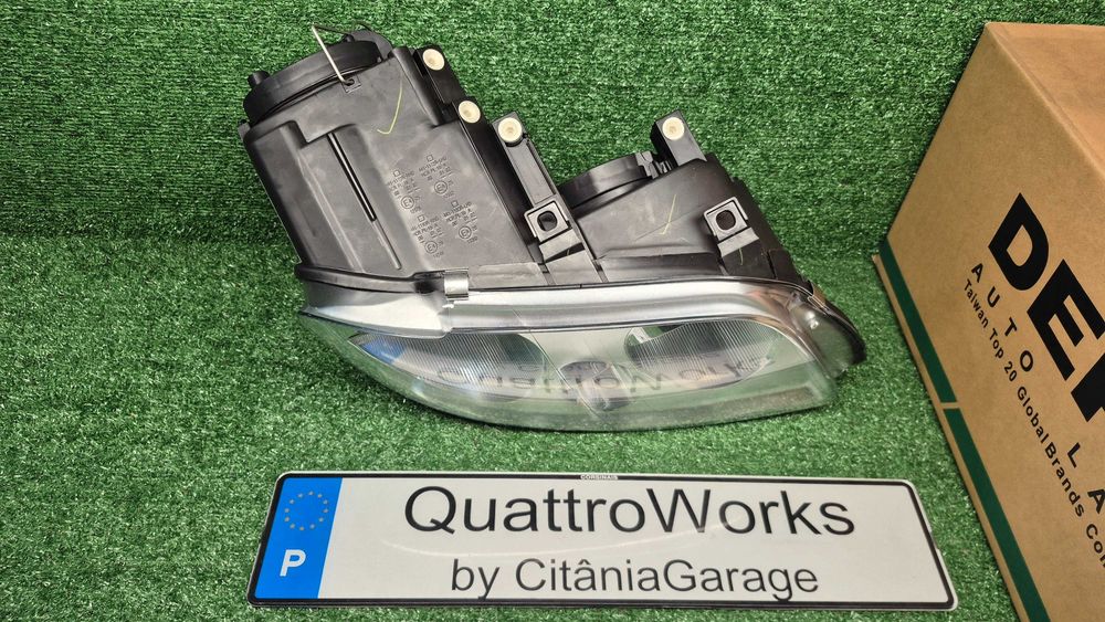 Otica Farol Frente Direito VW Touran 1T Caddy III 2003 a 2015 Ref. 441-1193R-LD-EM NOVO DEPO
