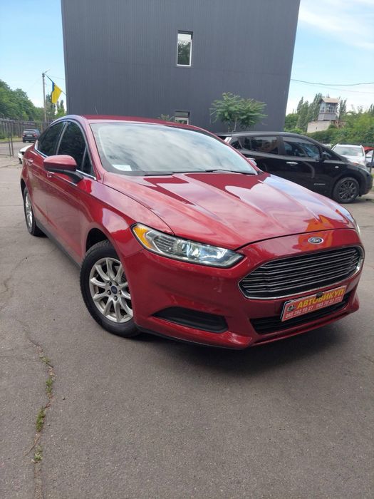 Ford Fusion 2015 рік