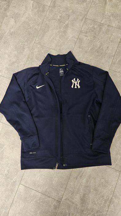 Кофта, ветровка Nike Dri-Fit стан нової L