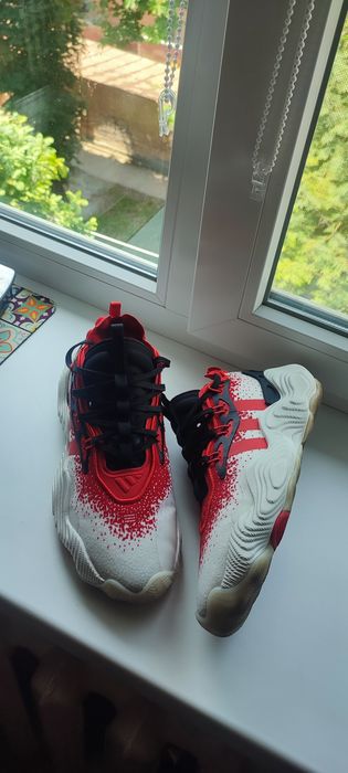 Крутезні Adidas TRAE YOUNG 3 оригинал