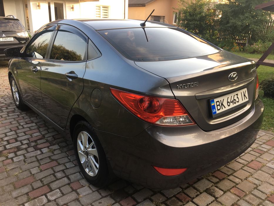 Акцент 2011 1.6 газ/бензин