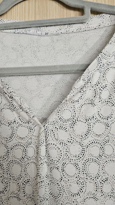 Elastyczna bluzka damska r.44