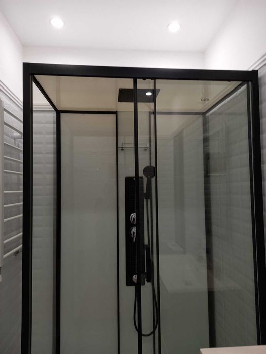 Продам 2 х кв в новом доме с евроремонтом с видом на море свое АГВ.