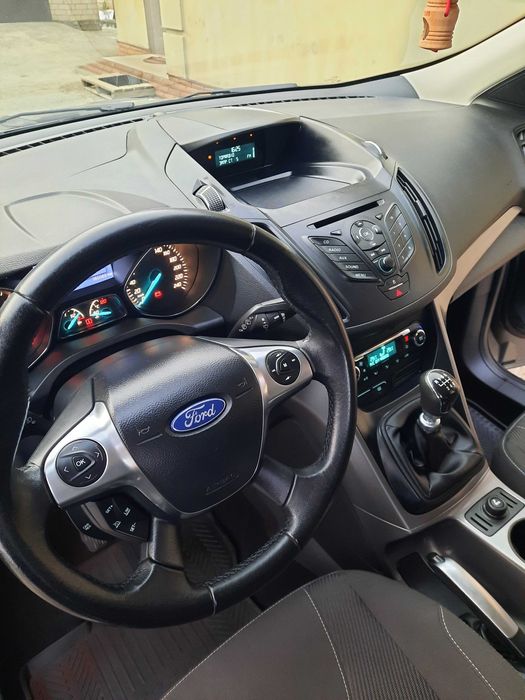 продам Ford Kuga 2013