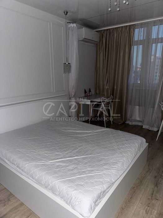 Оренда стильної квартири печерський район автономність центр укриття