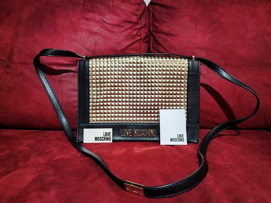 Mala de senhora Love Moschino