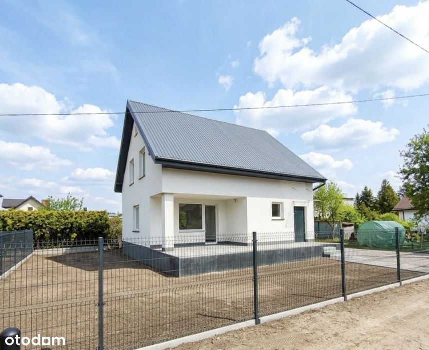 Dom wolnostojący z piwnicą i ogrzewaniem gazowym niedaleko morza
