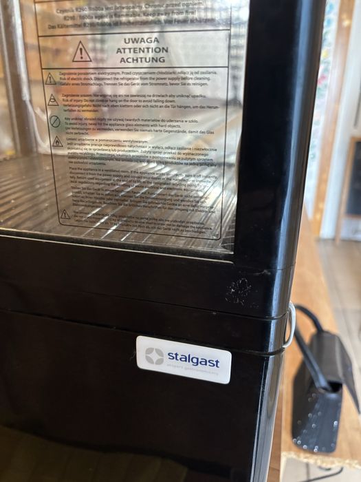 Sprzedam witryne chlodniczą/ lodowkę