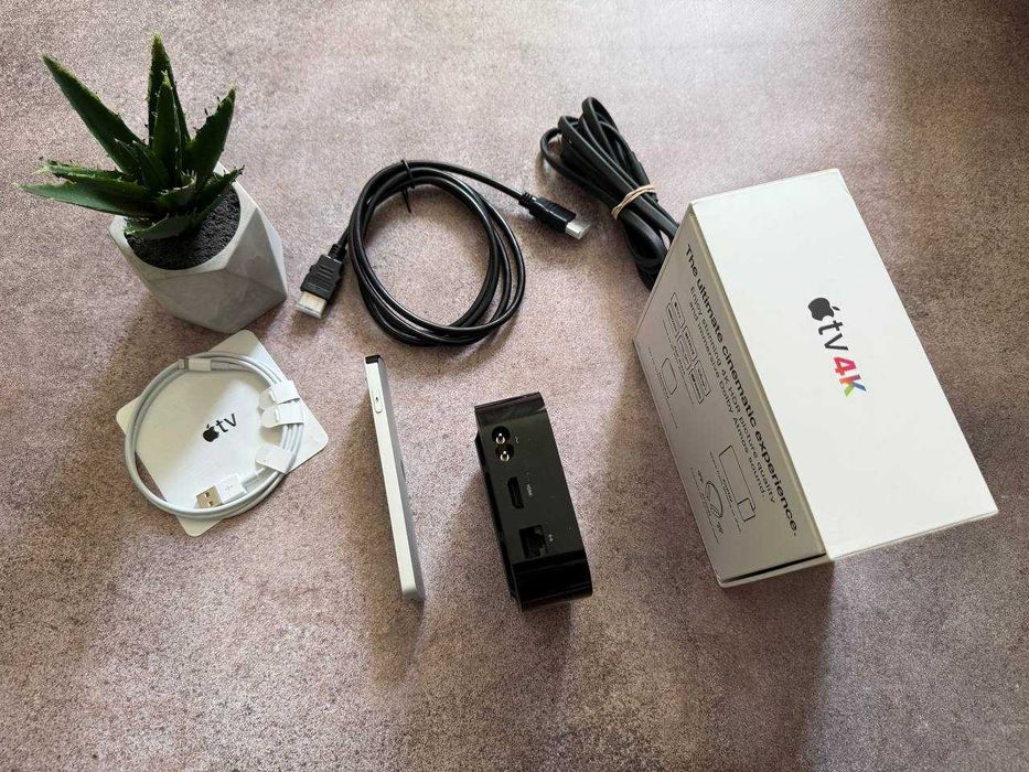Apple TV 4K 2gen 64Gb A2169 Чудовий стан