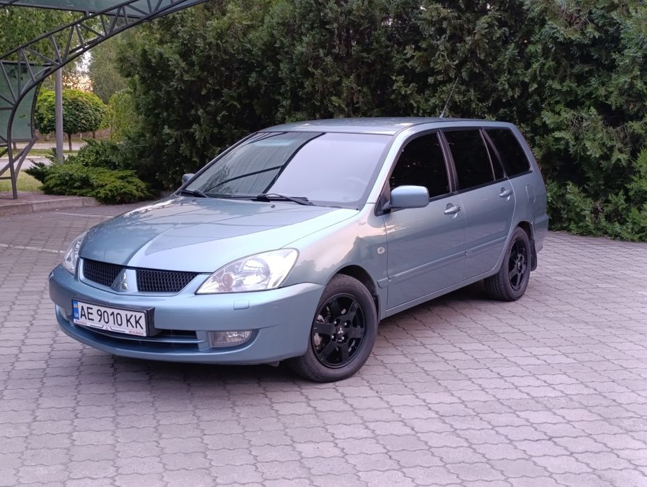 Mitsubishi lancer 9