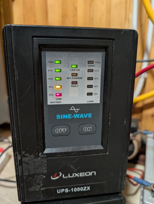 Продам ббж luxeon ups-1000zx