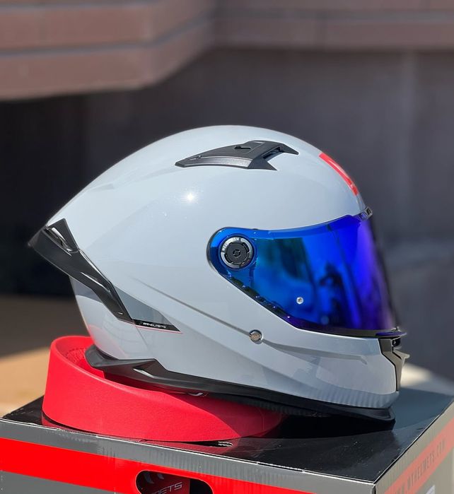 Мотошлем MT BRAKER, шлем інтеграл МТ Брейкер, мотошолом інтеграл МТ