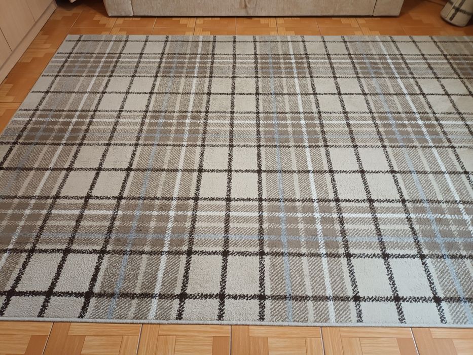 Продам килим 2*3