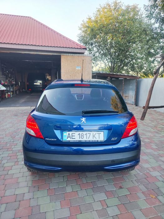 Продам Пижо 207  1.4 газ