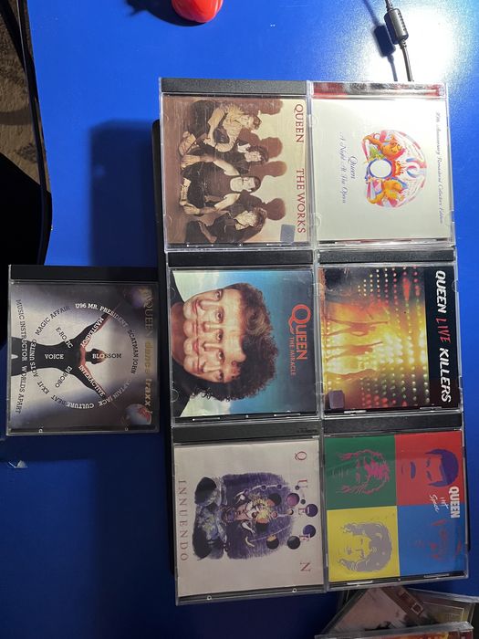 Queen CDコレクション 8枚セット Amazon.co.jp: Queen 40th Anniversary Collector's Box Set