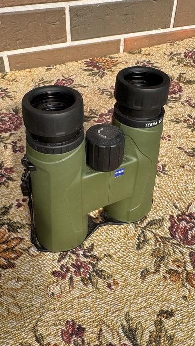 Бинокль  Zeiss Terra ED 8Х42