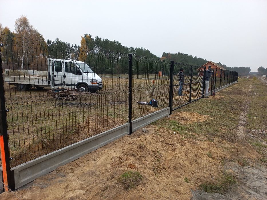 Sprzedaż oraz montaż ogrodzen panelowych