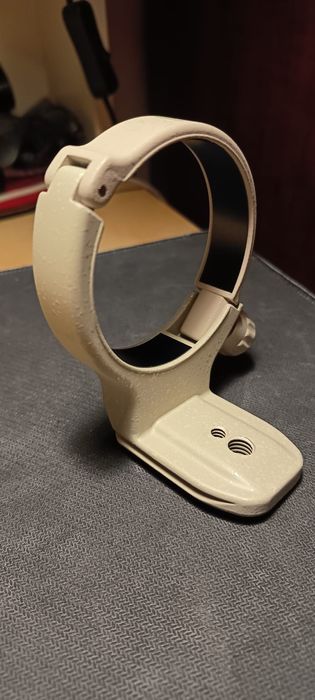 Vendo braçadeira de suporte com placa de liberação rápida. NOVA.
