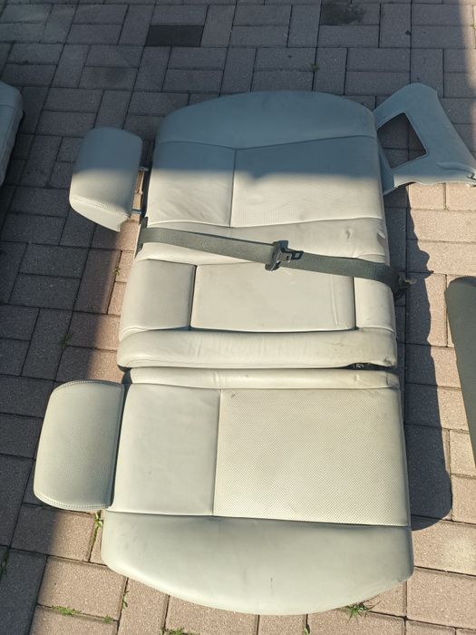Fotele recaro komplet przód i tył kombi + boczki