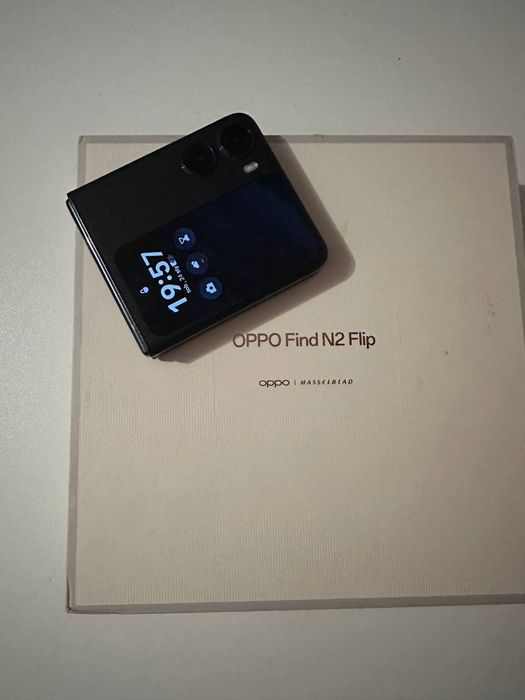 Oppo Find N2 Flip