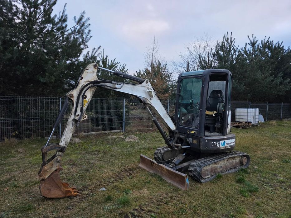 Bobcat E26  E26