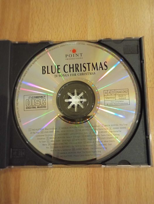 CD Blue Christmas435478228065986562