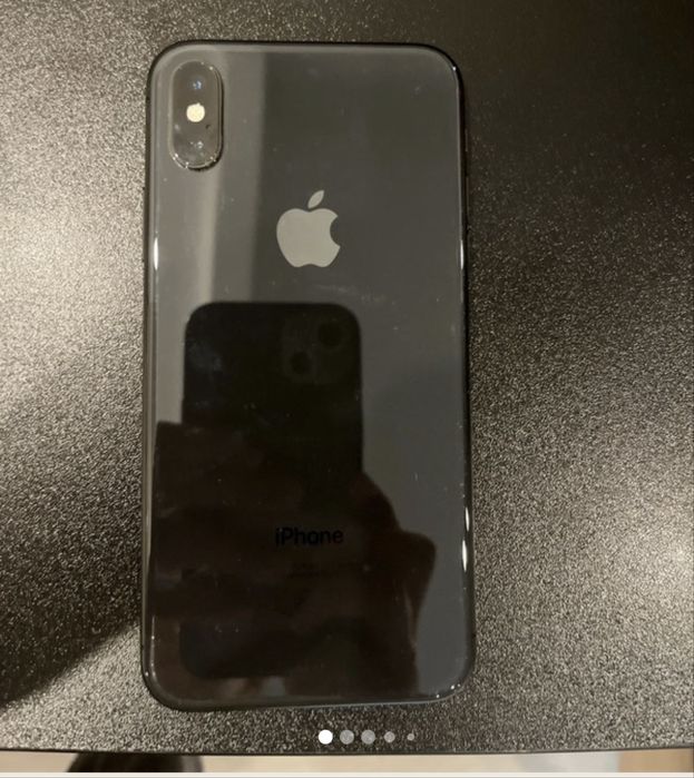 IPhone X com 3 capas