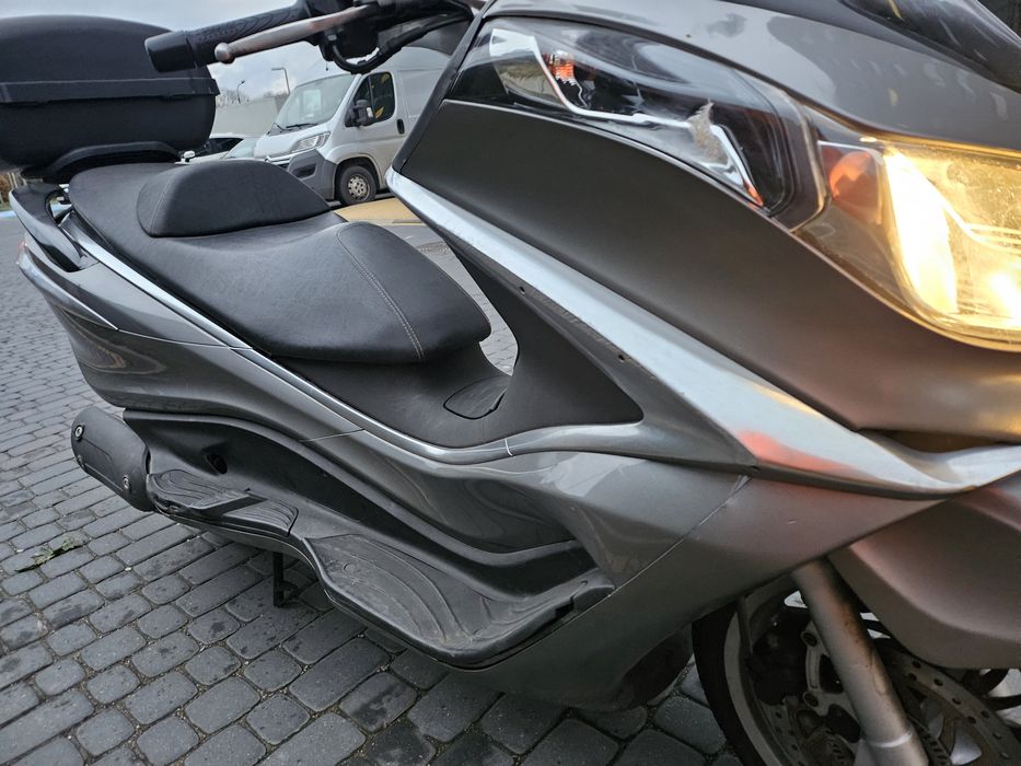 Sprzedam PIAGGIO X10 125 cm³