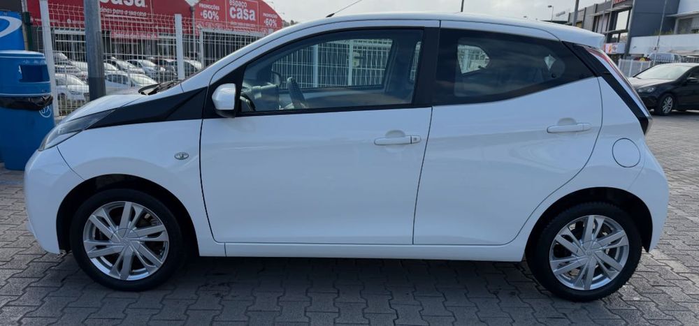 Toyota Aygo 1.0  X-Play+AC+X-Touch