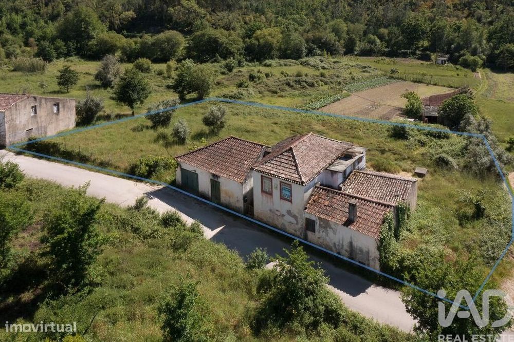 Casa de Campo T2 em Lousã e Vilarinho de 165,00 m2