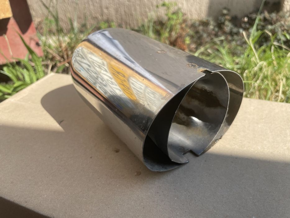 Наконечник насадка глушителя toyota RAV4