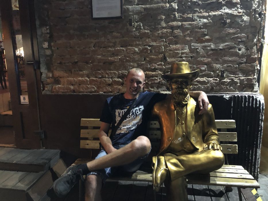 Тюки соломи продається