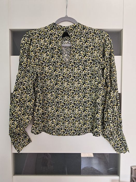 Bluzka w kwiaty bufiaste rękawy S 36 H&M wiskoza