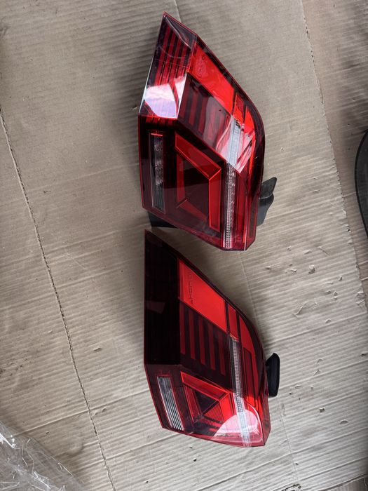 Фара  VW Tiguan 2