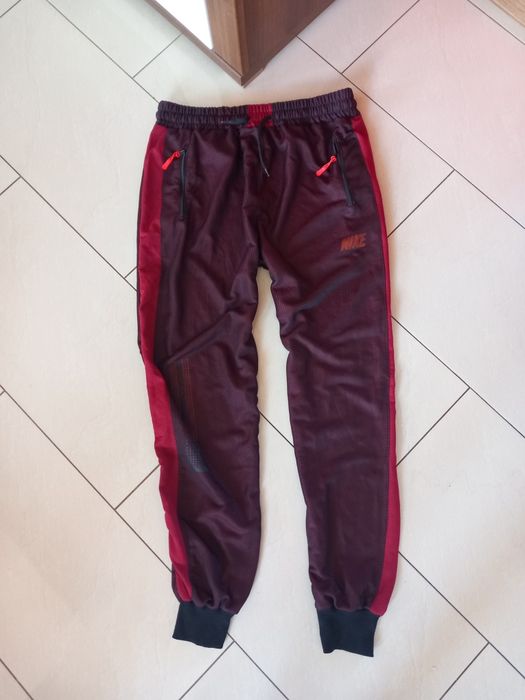 Nike spodnie dresowe M
