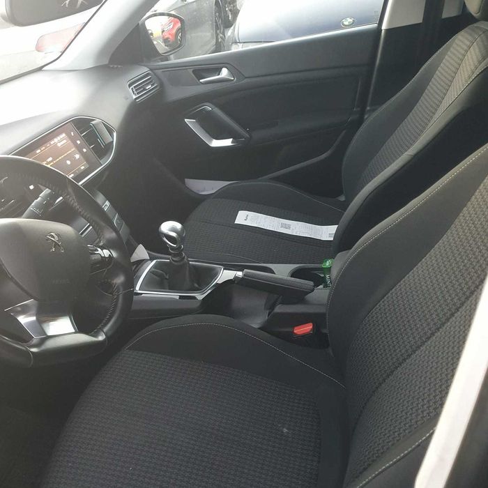 peugeot 308 BlueHDi