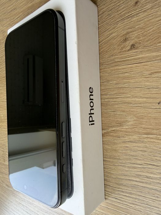 Iphone 15 pro Titanium Black