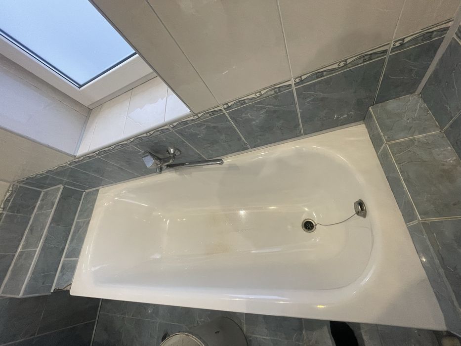 Ванна металева в хорошому стані