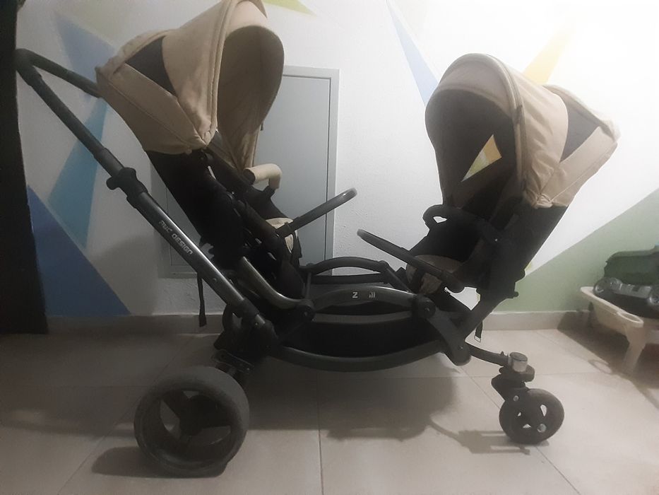 Візочок для двійнят або погодок