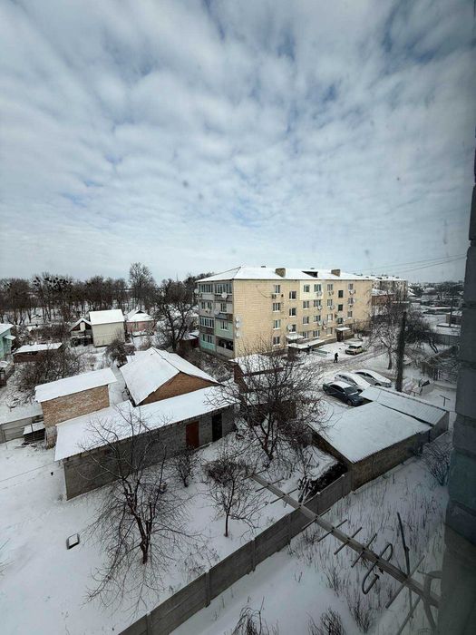 Продаж 2-кімнатної квартири в смт Рокитне, Київська область