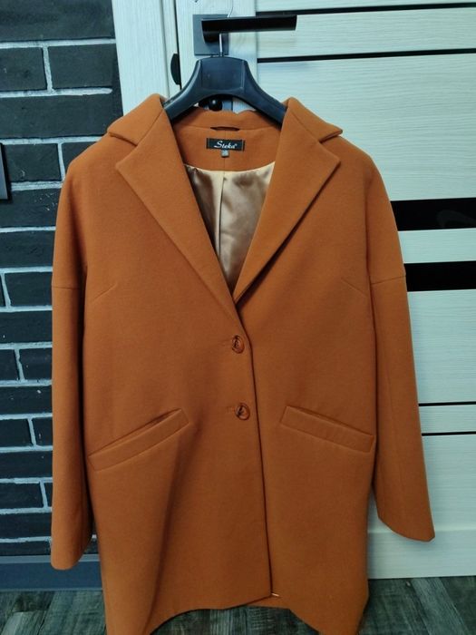 Пальто жіноче 48 осінь