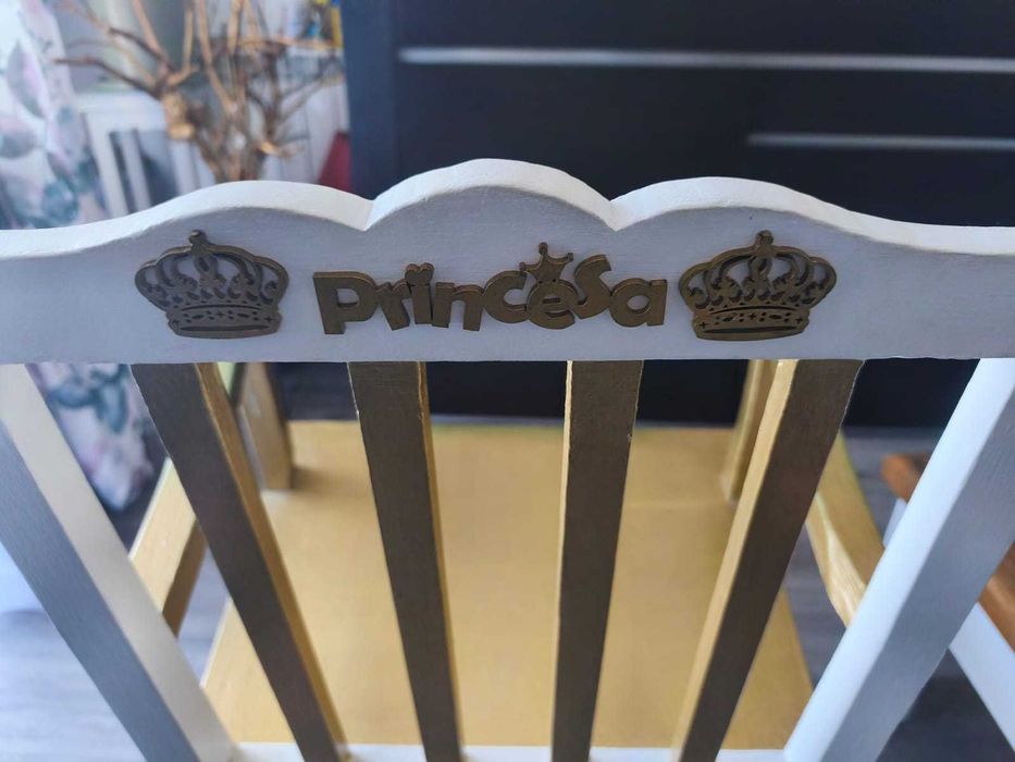 Cadeirão de princesa para quarto jovem