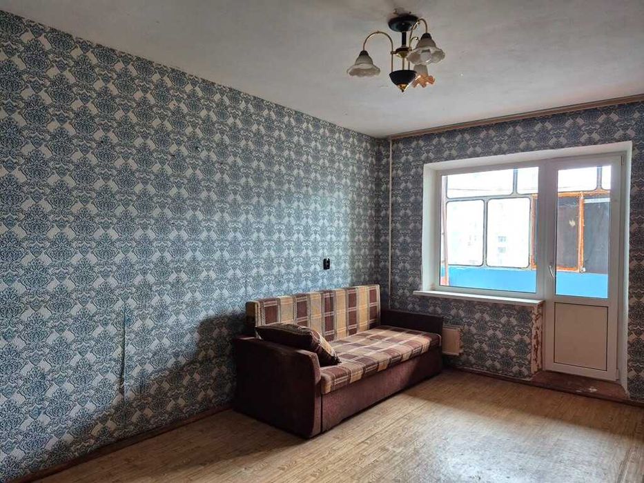 Продаж 1-кімнатної квартири, район Деснянський, метро Почайна, Лаврухіна Миколи 11