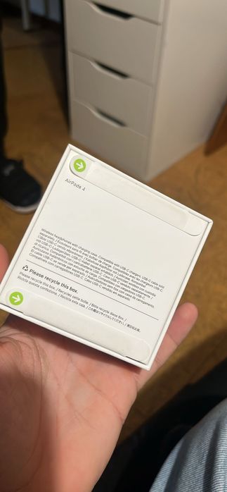 AirPods 4 sem cancelamento - SELADO/NOVO