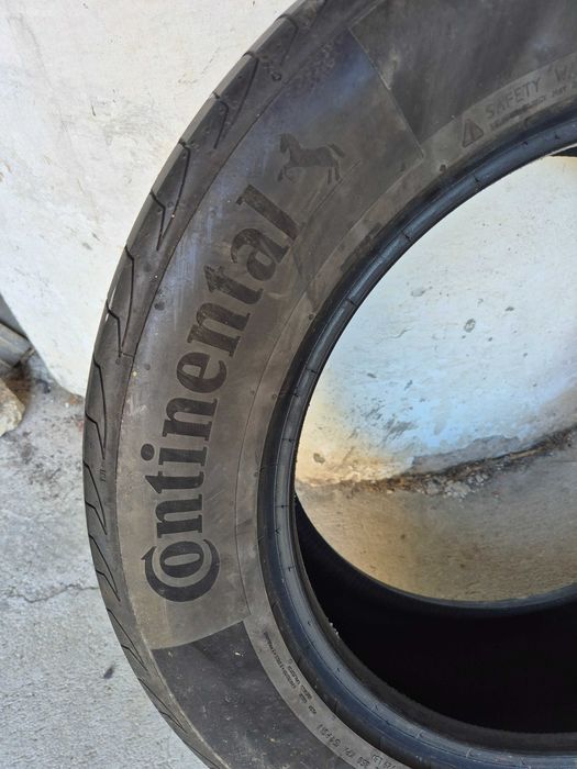 Pneu Continental 235/60 R 18