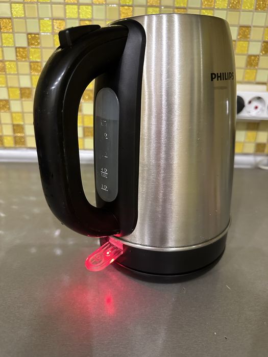 Электро чайник Philips на подставке